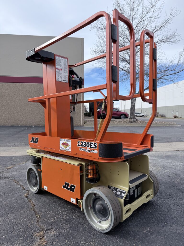 JLG 1230ES Electric Scissor Lift (80595)
